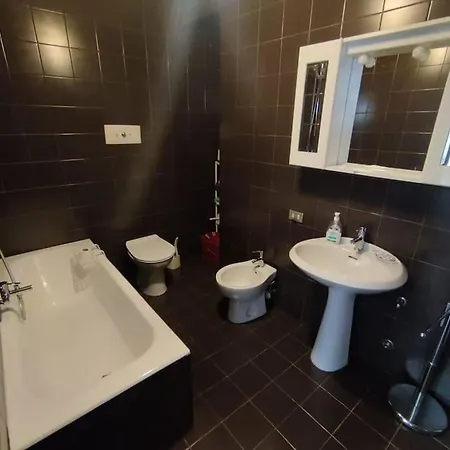 Casa Dei Pittori - A Pochi Passi Da Piazza Erbe Appartamento