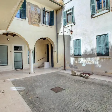 Appartement Casa Dei Pittori - A Pochi Passi Da Piazza Erbe Verona